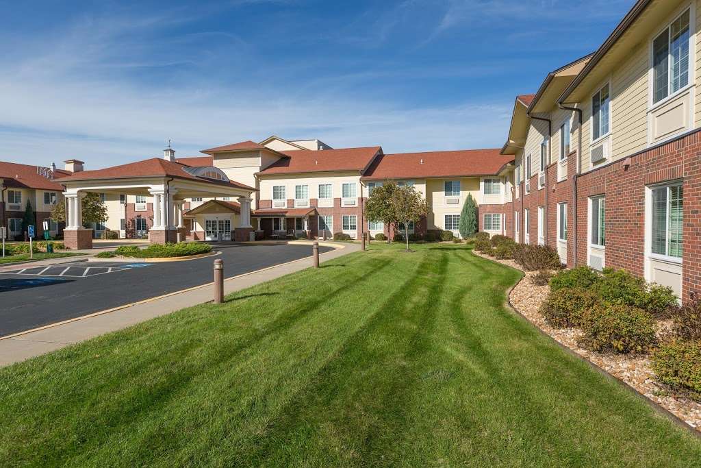 Park Meadows Senior Living | 5901 W 107th St, Overland Park, KS 66207, USA | Phone: (913) 871-4502