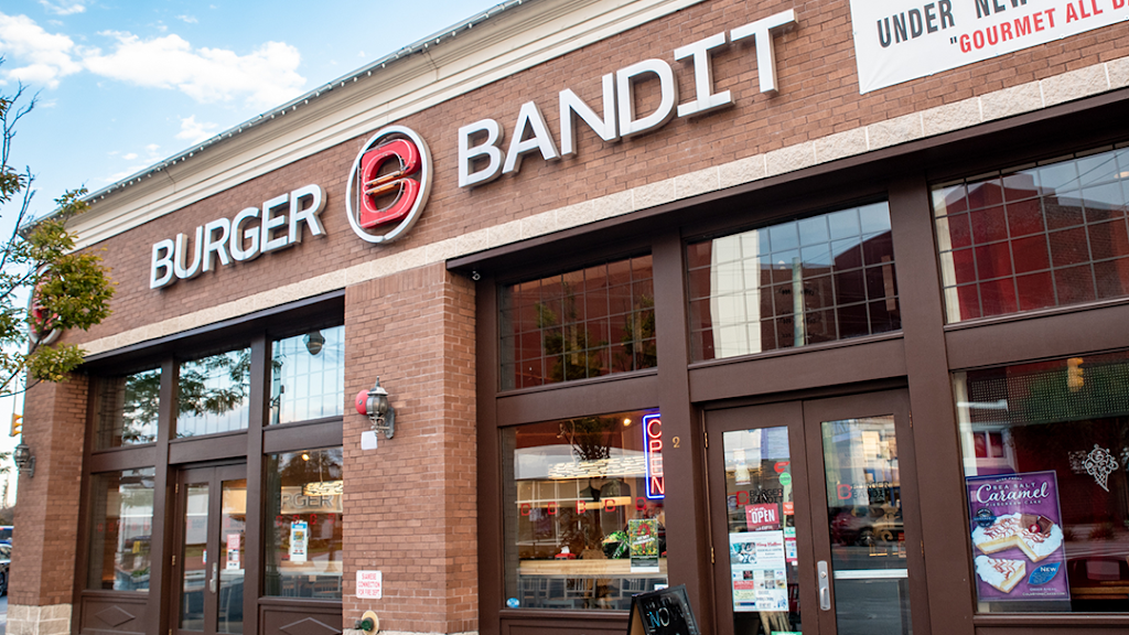 Burger Bandit | 2 Broadway, Lynbrook, NY 11563 | Phone: (516) 593-4015