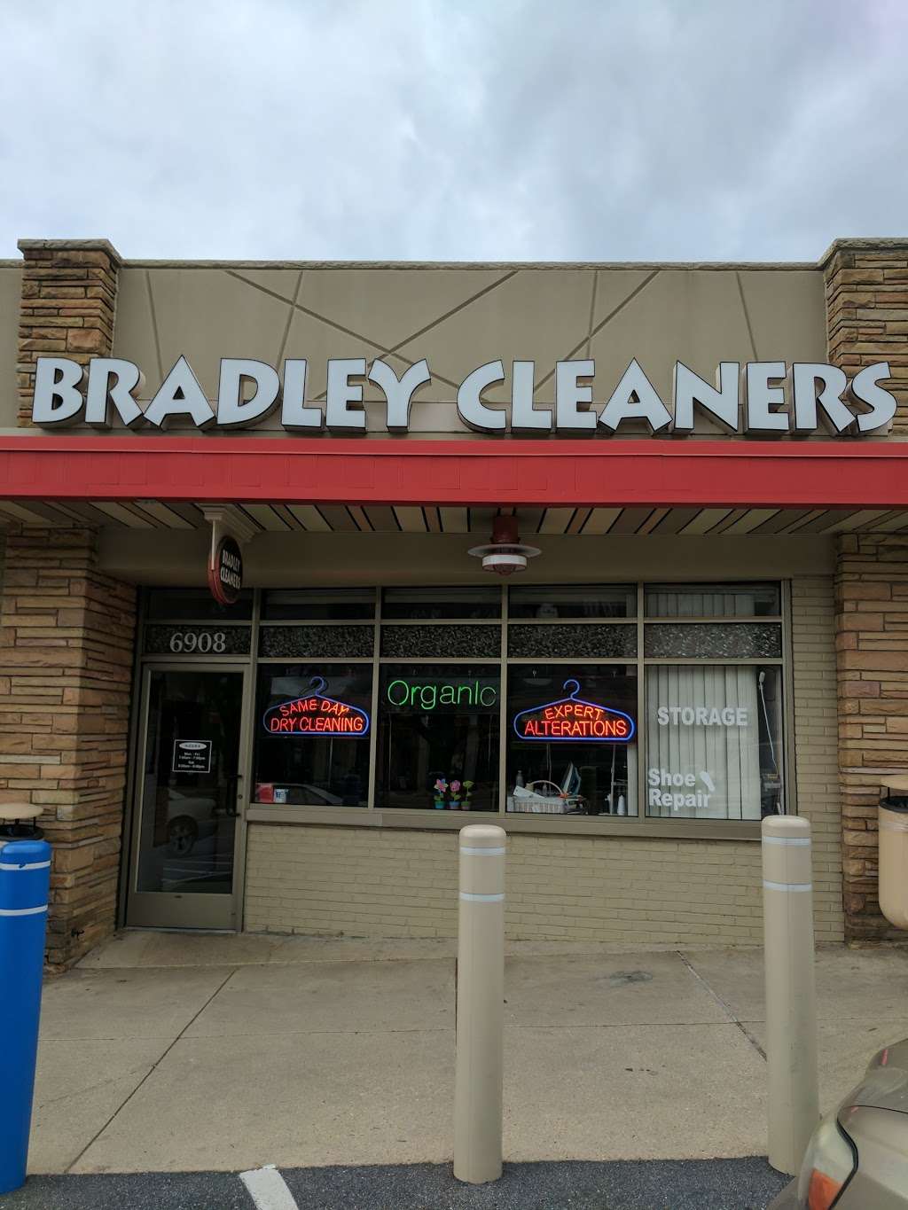 Bradley Cleaners LLC | 6908 Arlington Rd, Bethesda, MD 20814, USA | Phone: (301) 652-3400