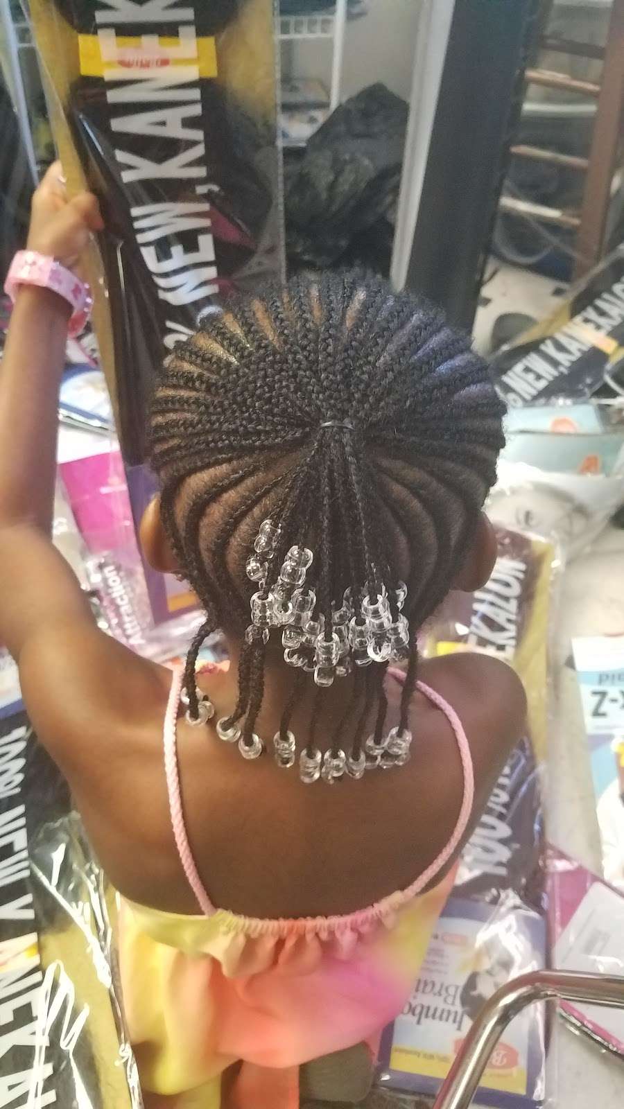 ROYALMAMZEE HAIR BRAIDING SALON | 5703 Edsall Rd, Alexandria, VA 22304, USA | Phone: (571) 314-7400