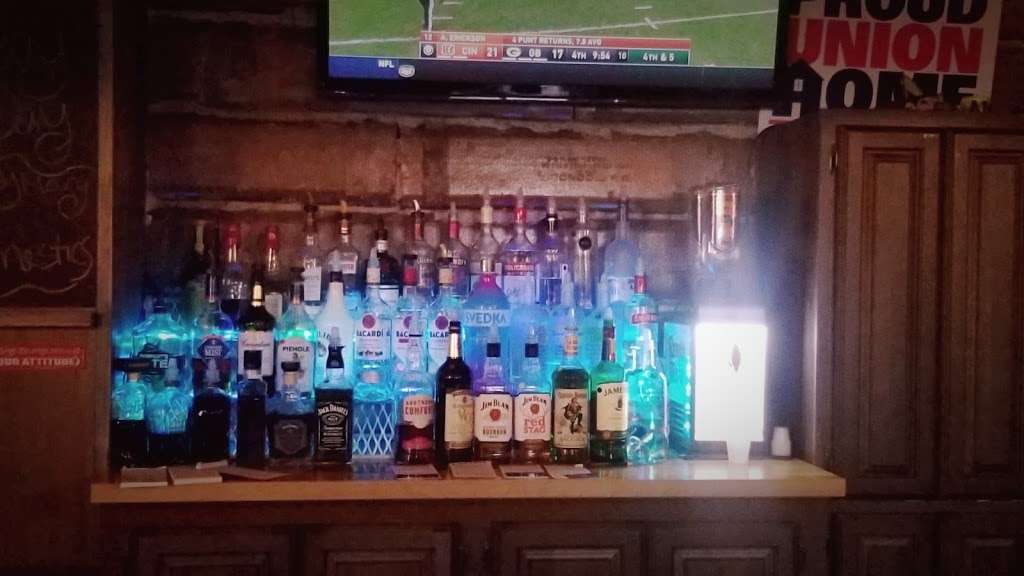 Holleys Restaurant & Lounge | 804 S Halleck St, De Motte, IN 46310, USA | Phone: (219) 987-5400 Holleys Restaurant & Lounge | 804 S Halleck St, De Motte, IN 46310, USA | Phone: (219) 987-5400