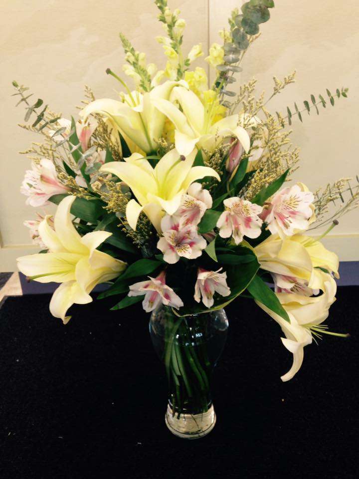 Amelia Rose Florals | 704 Milford Rd, Merrimack, NH 03054, USA | Phone: (603) 402-1020