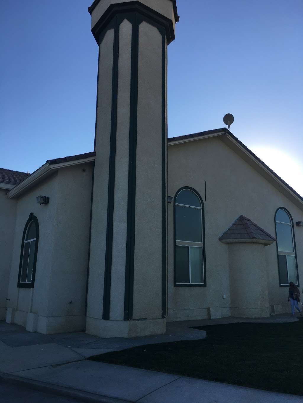 Islamic Mortuary and Cemetery | 1305 118th St W, Rosamond, CA 93560, USA | Phone: (661) 224-1111