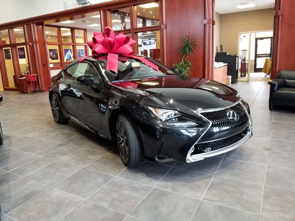 Lexus of Chester Springs | 400 Pottstown Pike, Chester Springs, PA 19425, USA | Phone: (610) 321-8000