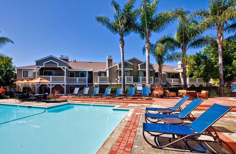 Island Club Apartments | 2300 Catalina Cir, Oceanside, CA 92056, USA | Phone: (442) 245-5505