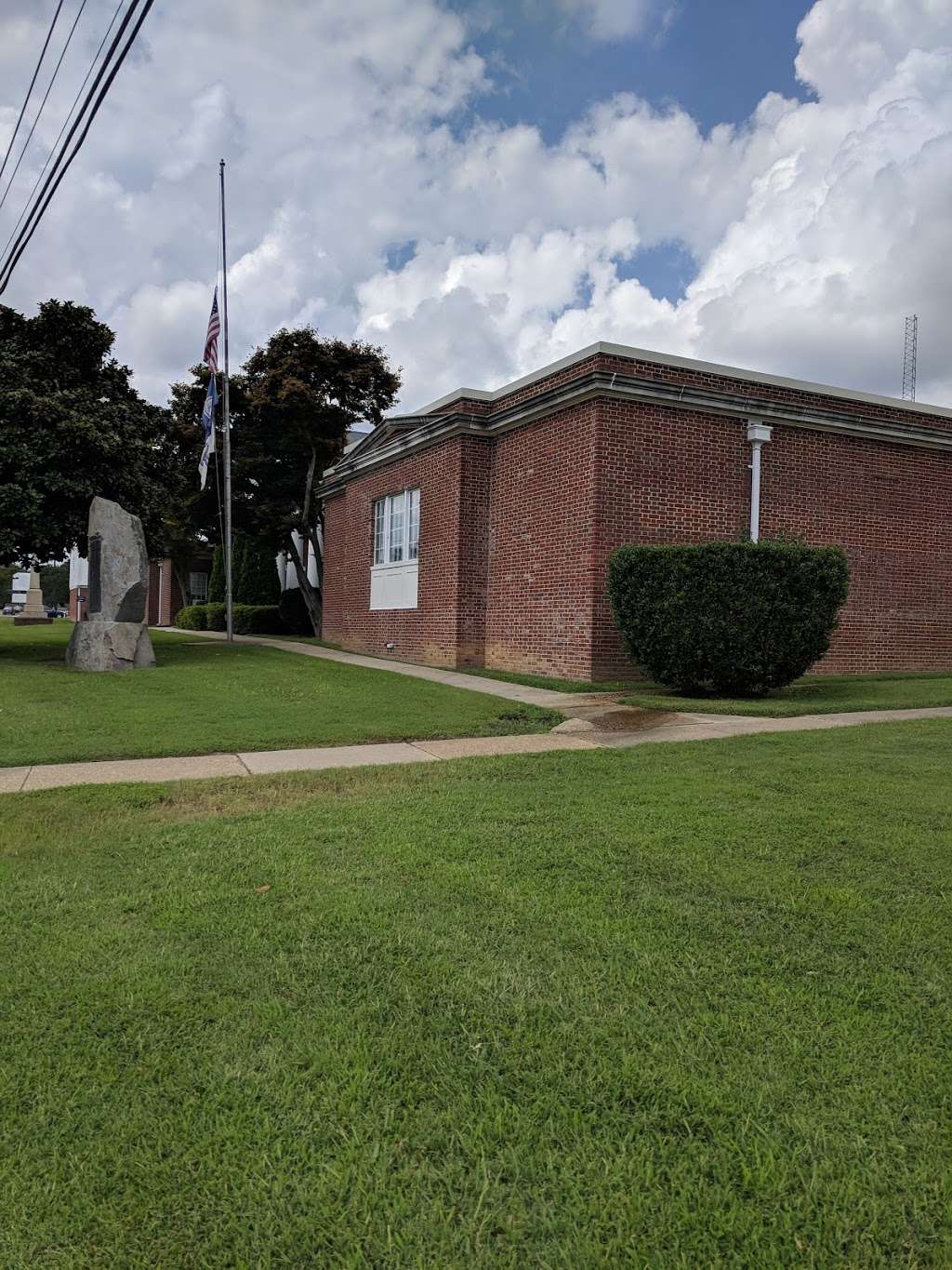 King George County Circuit Court | 9483 Kings Hwy #3, King George, VA 22485, USA | Phone: (540) 775-3322