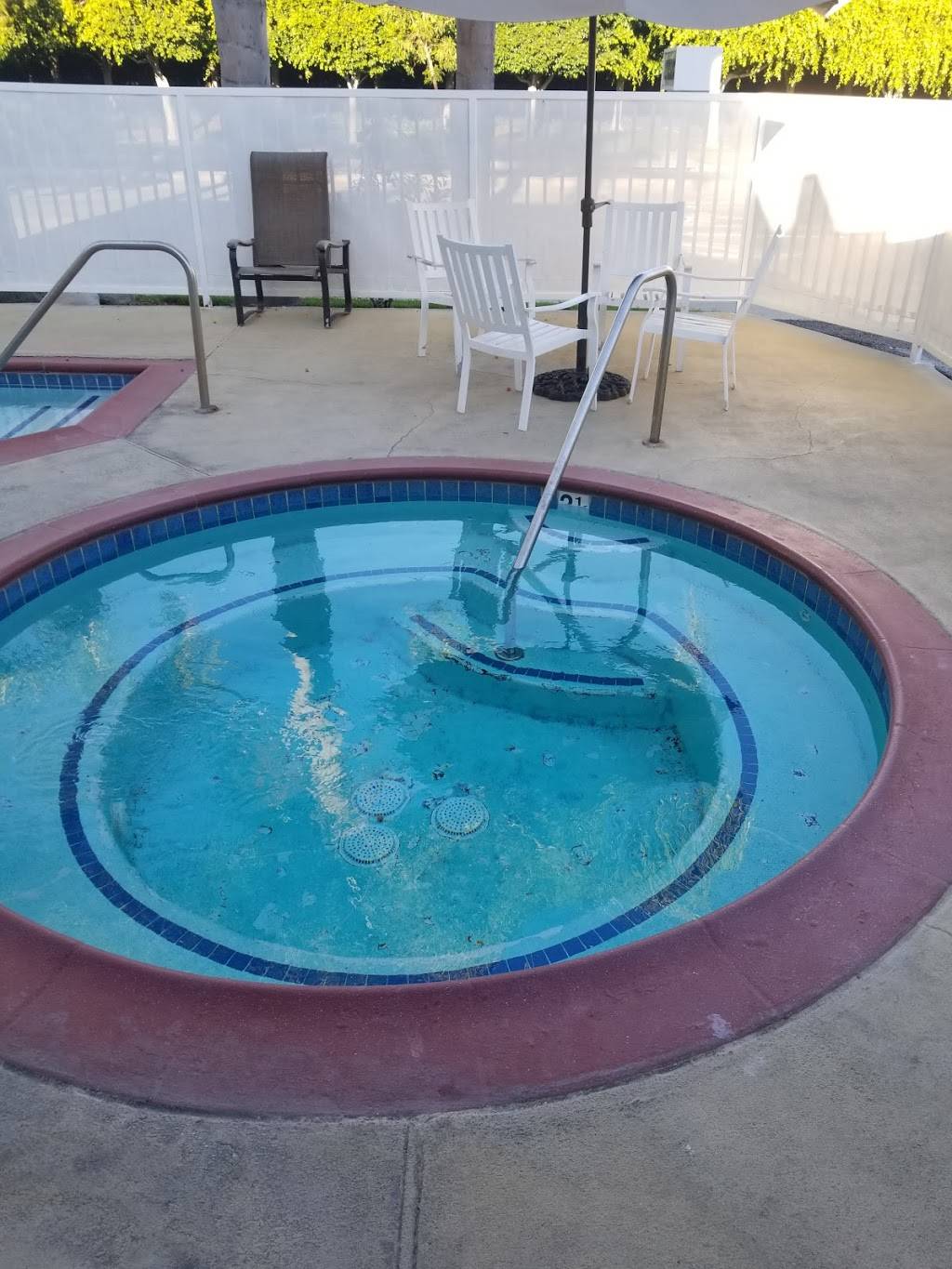 Abby’s Anaheimer Inn | Anaheim, CA 92802, USA | Phone: (714) 774-0211