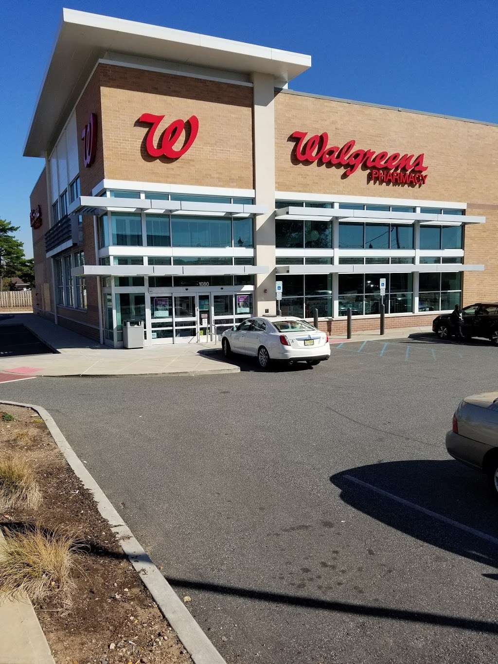 Walgreens Convenience Store 1080 Broadway Bayonne Nj 07002 Usa