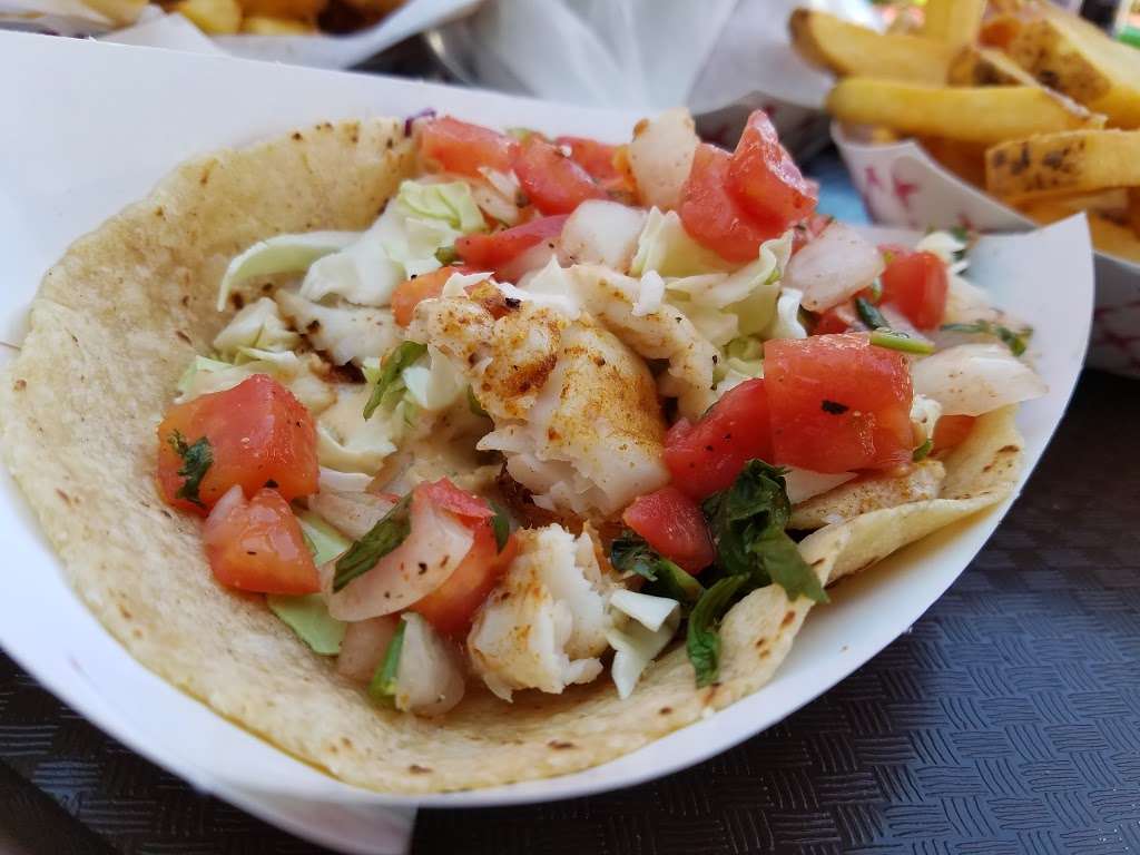 Malibu Seafood Fresh Fish Market & Patio Cafe | 25653 Pacific Coast Hwy, Malibu, CA 90265, USA | Phone: (310) 456-3430