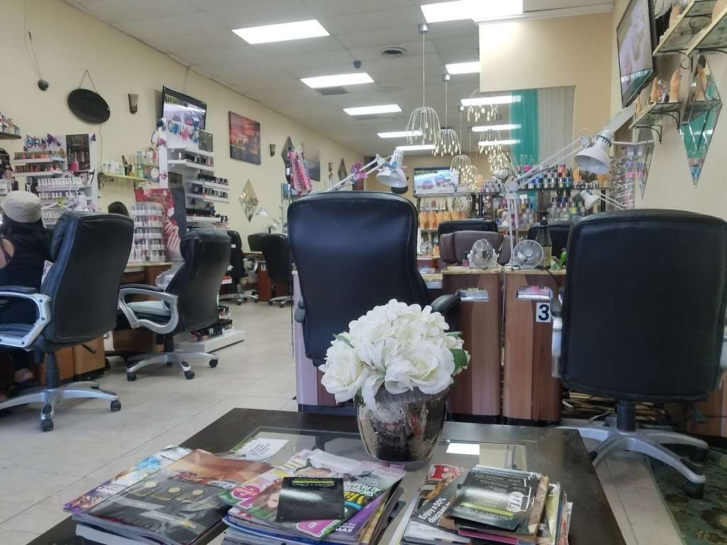 Nj Fabulous Nails & Hair 1871 N Olden Ave, Ewing Township, NJ 08638