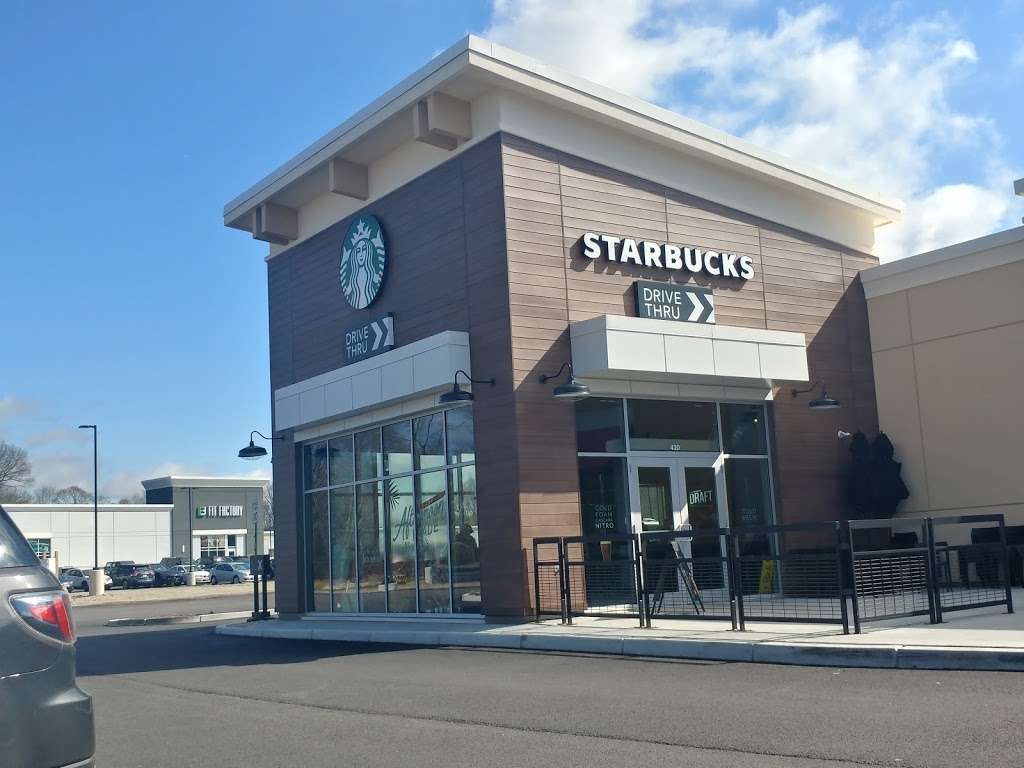 Starbucks | 4 Foxborough Blvd Unit 420, Mansfield, MA 02048 | Phone: (508) 243-1739