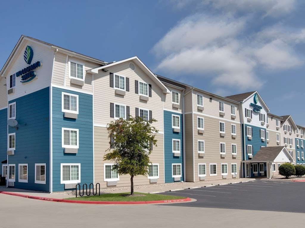 WoodSpring Suites Indianapolis Lawrence | 9515 Pendleton Pike, Indianapolis, IN 46236, USA | Phone: (317) 890-0909