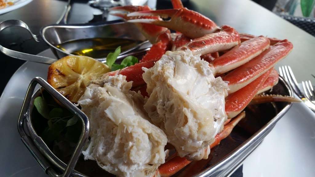 The Naked Crab | 1140 Seabreeze Blvd, Fort Lauderdale, FL 33316, USA | Phone: (954) 727-7090