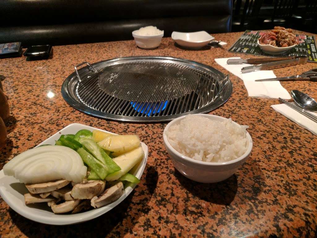 Moon BBQ #3 | 3747 Foothill Blvd, La Crescenta, CA 91214, USA | Phone: (818) 957-1442