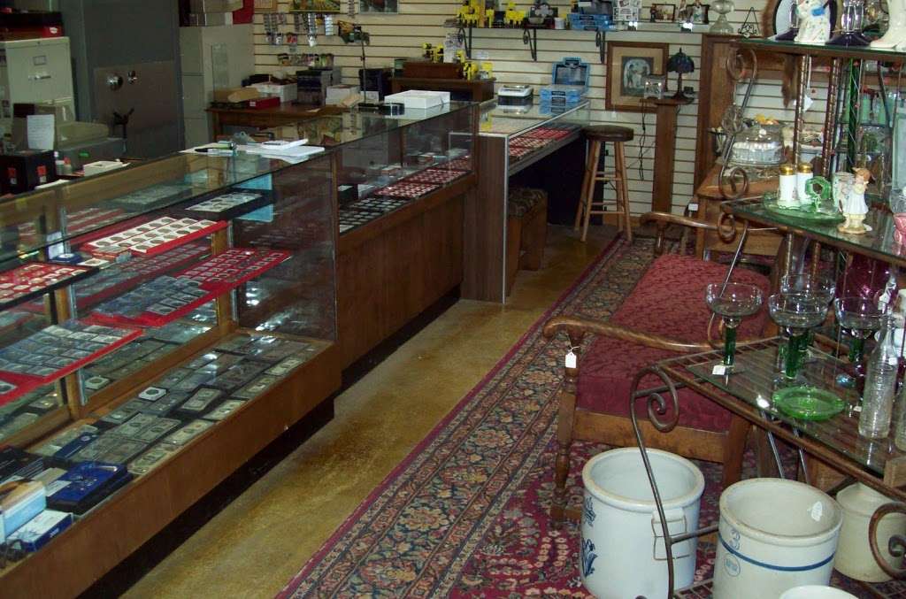 Clinton Coins & Antiques LLC | 800 E Ohio St, Clinton, MO 64735, USA | Phone: (660) 351-4298