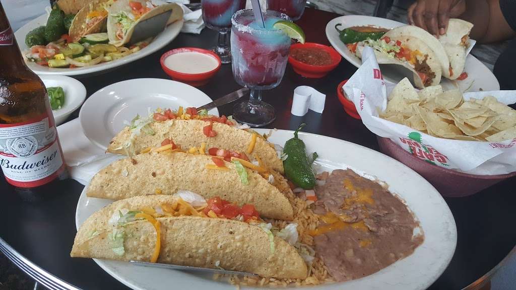 Cafe Del Rio | 1530 N Peachtree Rd, Mesquite, TX 75149, USA | Phone: (972) 329-9560