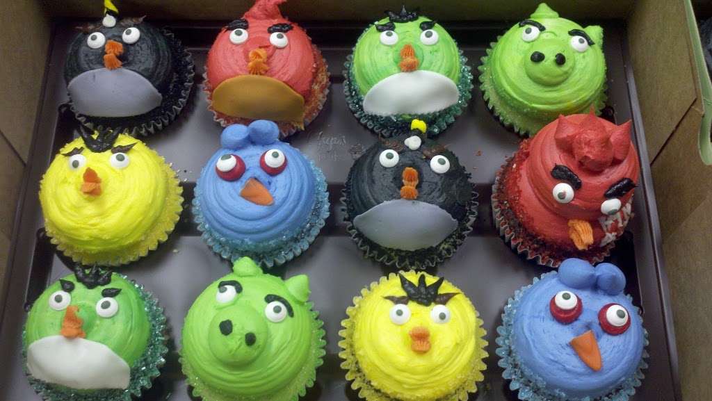 Gigis Cupcakes | 6780 W 135th St, Overland Park, KS 66223, USA | Phone: (913) 814-3883