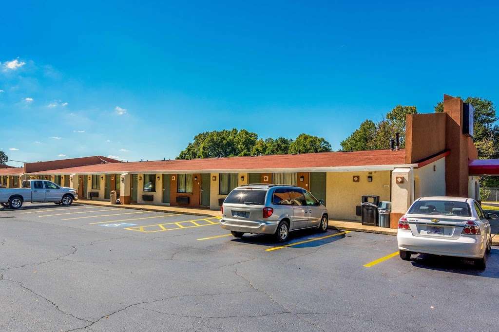 Econo Lodge | 1721 Broadcast St, Gastonia, NC 28052, USA | Phone: (704) 868-4900