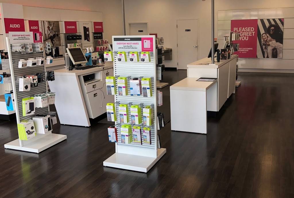 T-Mobile | 3860 McKinley Pkwy #260, Blasdell, NY 14219, USA | Phone: (716) 825-1300