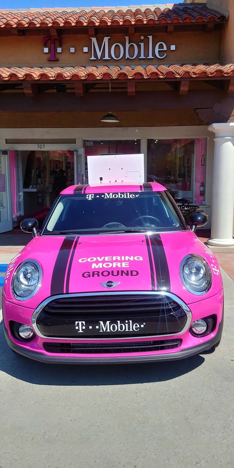 T-Mobile | 2518 Jamacha Road #305, El Cajon, CA 92019, USA | Phone: (619) 328-6277