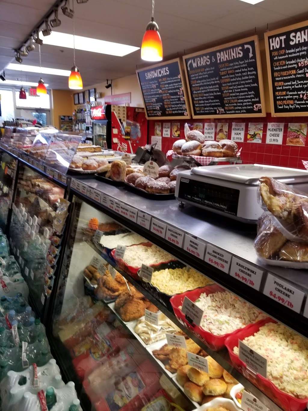 European Deli & Subs Inc | 1327 Lily Cache Ln, Bolingbrook, IL 60490, USA | Phone: (630) 378-4251