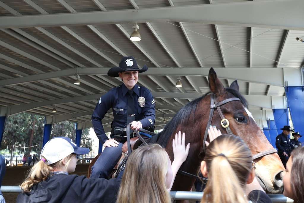 Los Angeles Police Department Mounted Unit | 3934 Rigali Ave, Los Angeles, CA 90039, USA | Phone: (213) 972-2421