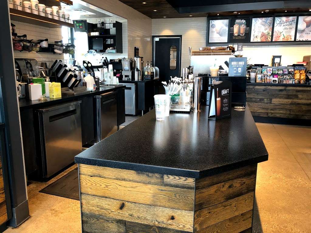 Starbucks | 12919 Campus Pkwy A, Noblesville, IN 46060 | Phone: (317) 649-1672