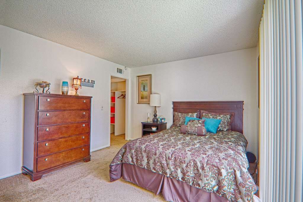 Sienna Heights Apartment Homes | 43519 Kirkland Ave, Lancaster, CA 93535 | Phone: (844) 863-0677