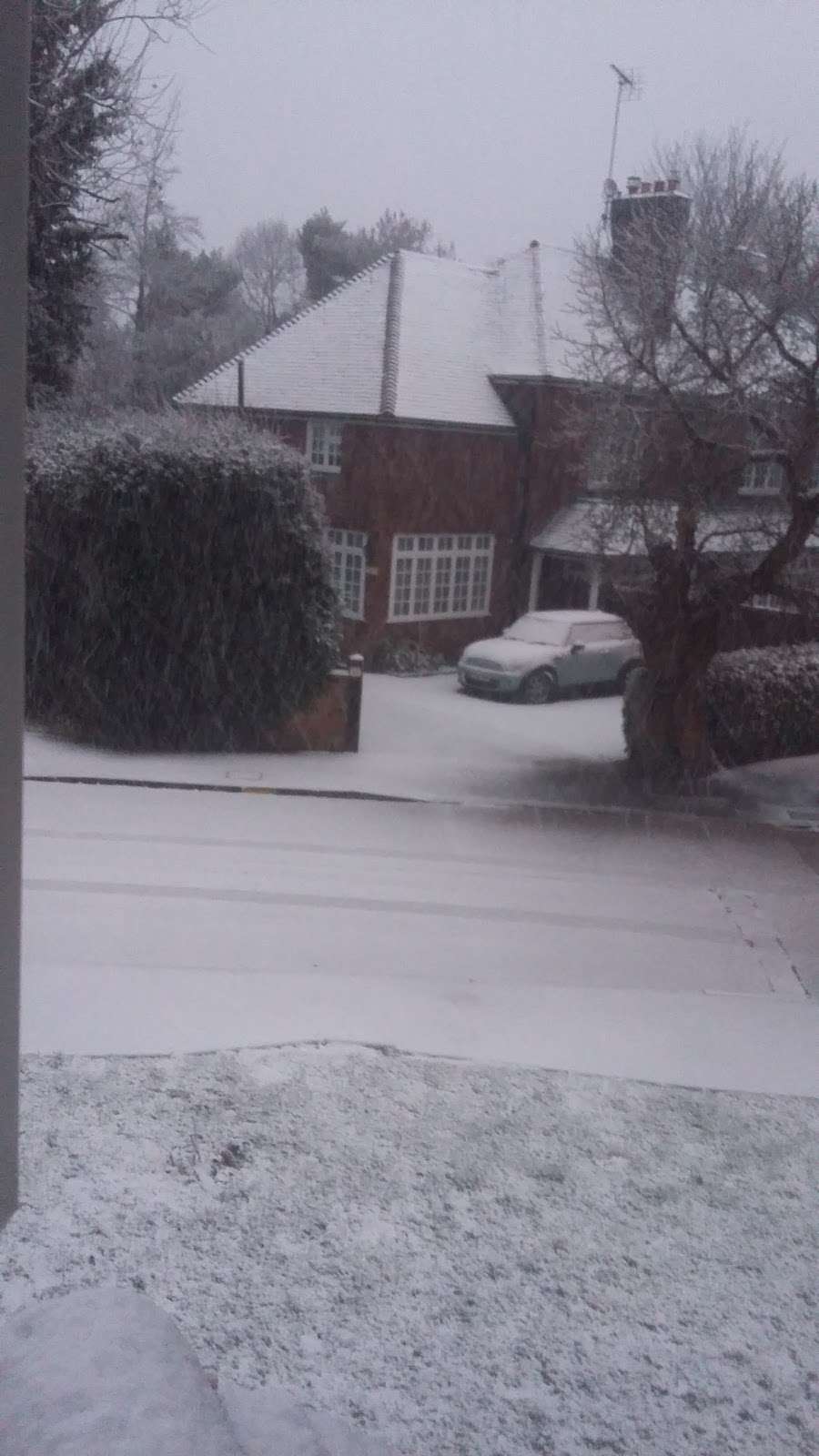 Middleton Road | Brentwood CM15 8HE, UK