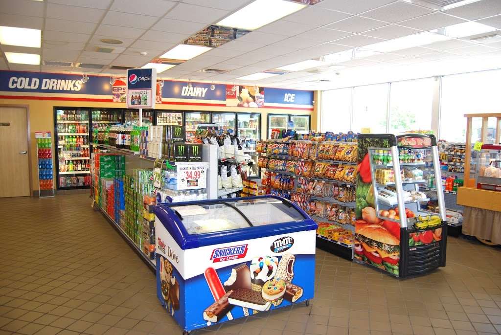 Waterford Junction Gas Station | 815 Fox Ln, Waterford, WI 53185 | Phone: (262) 534-9875