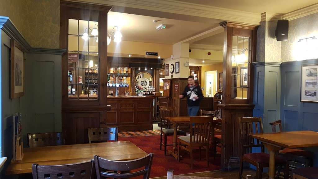 The Beacon Tree | Green Ln, Dagenham, Greater London RM8 1DJ, UK | Phone: 020 8984 0952
