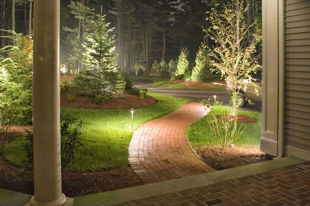 Premier Landscape Lighting | 33 Jeffrey Ln, Teaticket, MA 02536, USA | Phone: (508) 887-5353