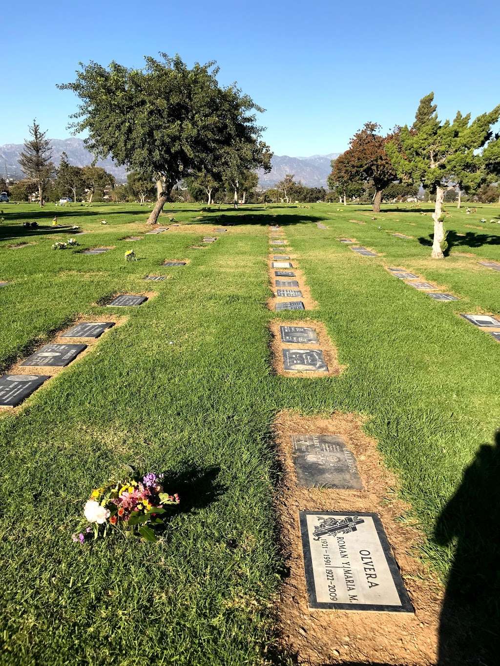 Resurrection Cemetery | 966 Potrero Grande Dr, Rosemead, CA 91770 | Phone: (323) 887-2024