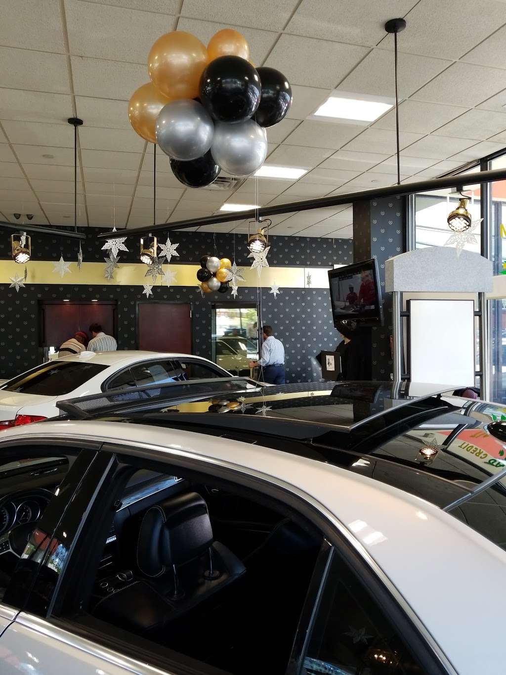 Auto Gallery Imports | 500 Old Country Rd, Westbury, NY 11590, USA | Phone: (516) 806-6077