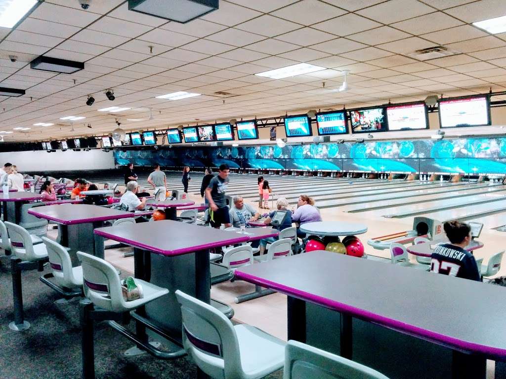 East Providence Lanes | 80 Newport Ave, Rumford, RI 02916, USA | Phone: (401) 438-2300