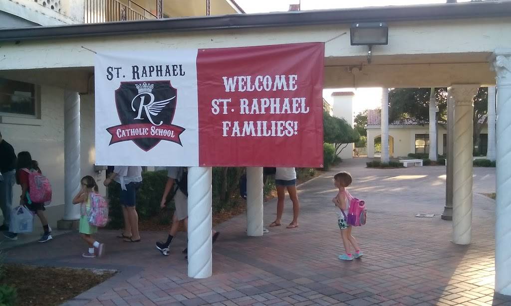 St. Raphael Catholic Church | 1376 Snell Isle Blvd NE, St. Petersburg, FL 33704, USA | Phone: (727) 821-7989