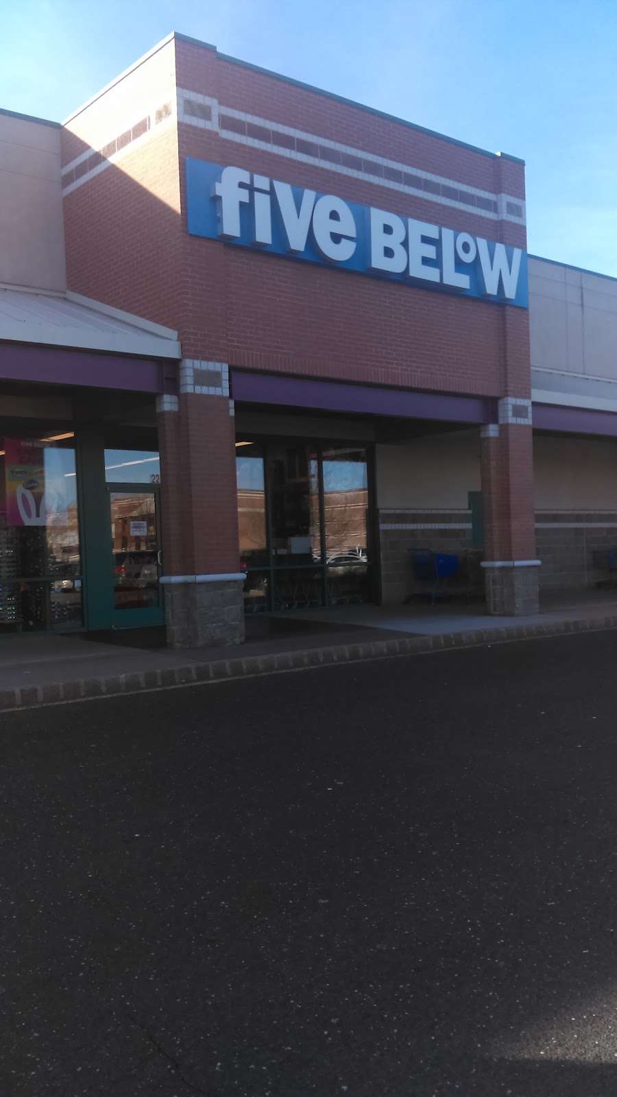 Five Below | 221 Nassau Park Blvd, Princeton, NJ 08540, USA | Phone: (609) 452-2060