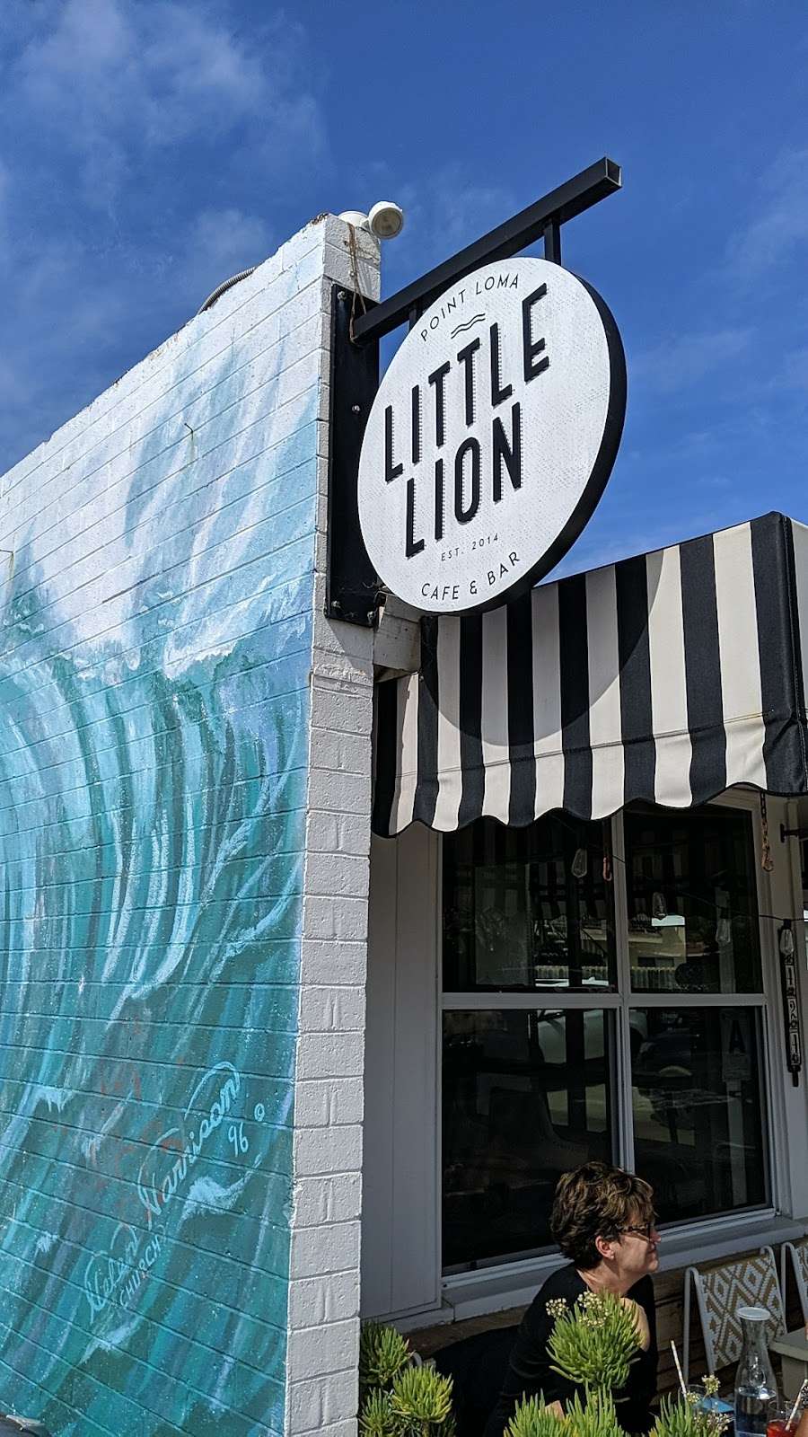 Little Lion Cafe | 1424 Sunset Cliffs Blvd, San Diego, CA 92107, USA | Phone: (619) 756-6921