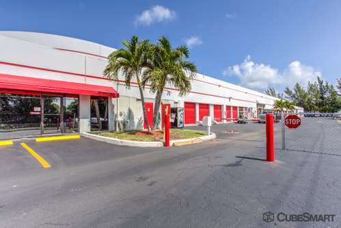 CubeSmart Self Storage | 2010 NE 7th Ave, Dania Beach, FL 33004, USA | Phone: (954) 525-3040