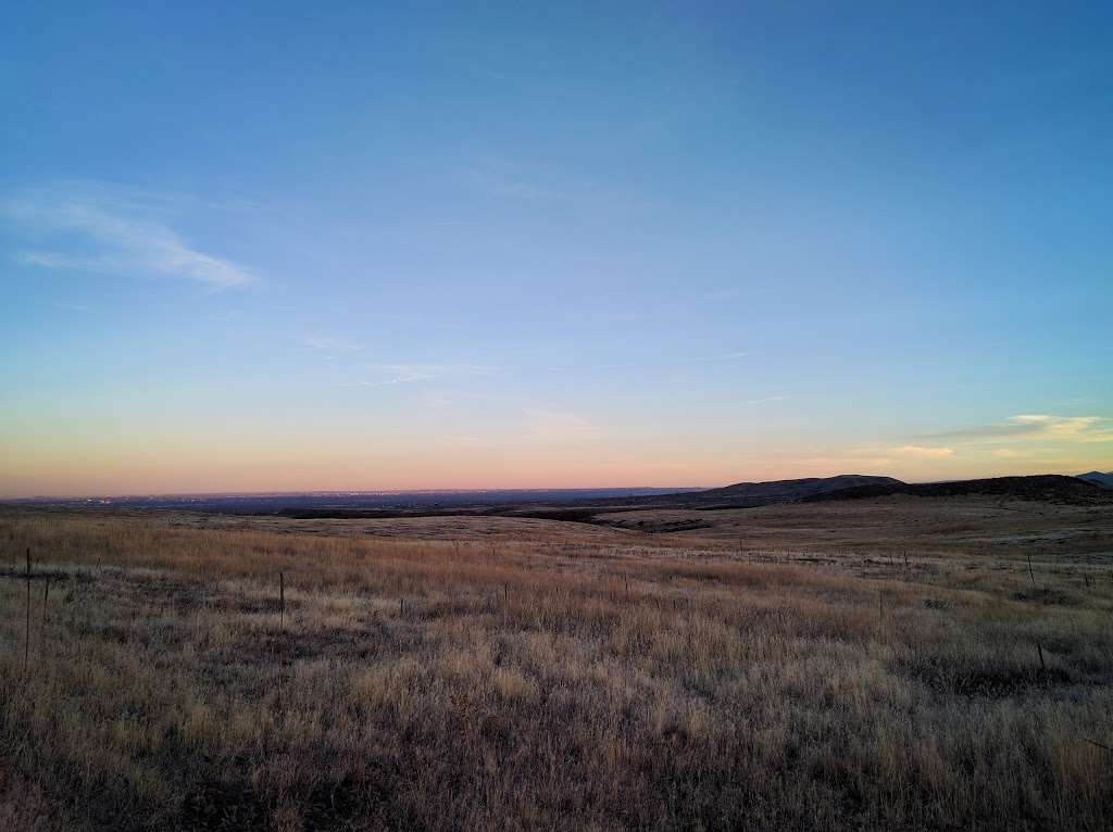 North Table Loop trailhead | 4758 CO-93, Golden, CO 80403, USA