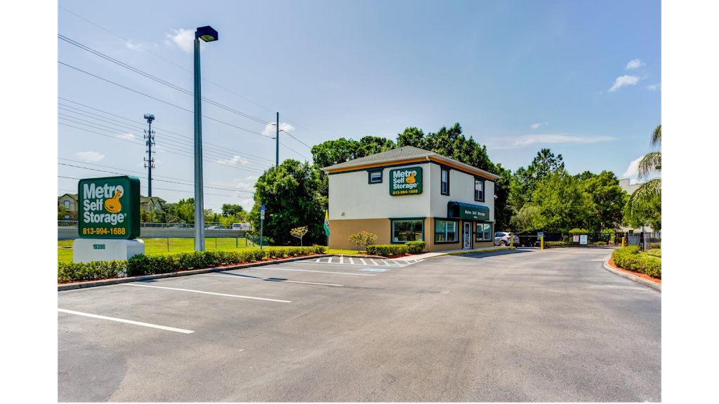 Metro Self Storage | 19390 Bruce B Downs Blvd, Tampa, FL 33647, USA | Phone: (813) 994-1688