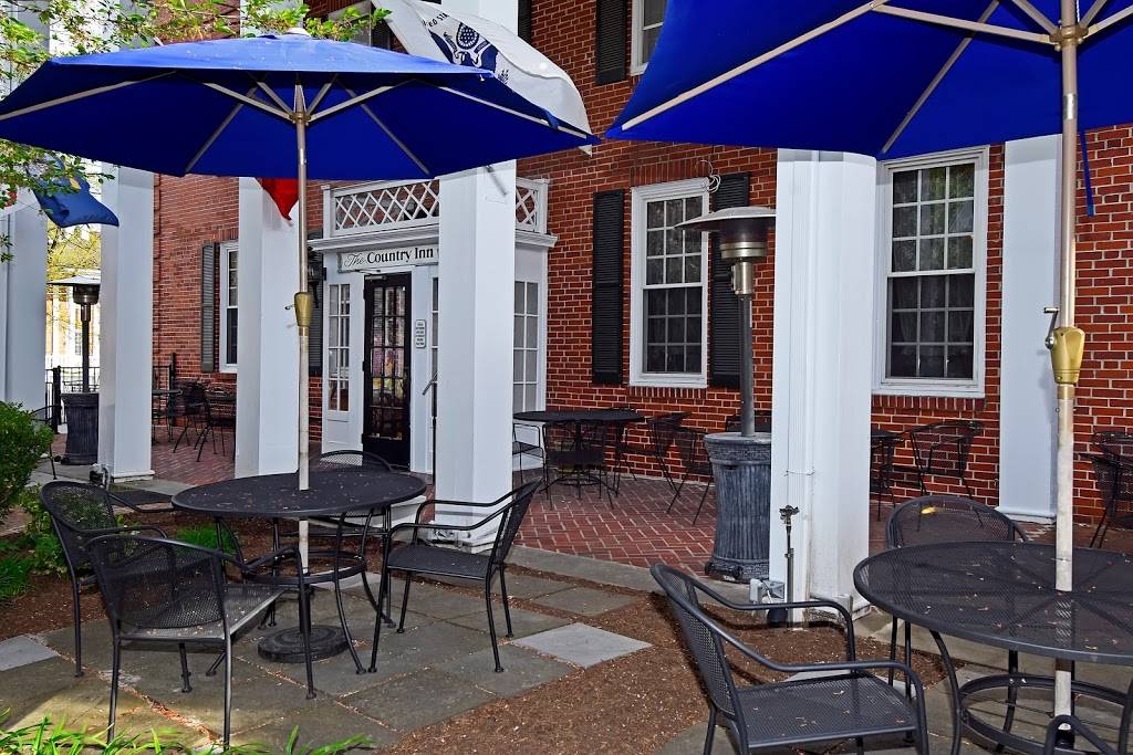 The Country Inn of Berkeley Springs | 110 S Washington St, Berkeley Springs, WV 25411, USA | Phone: (304) 258-1200