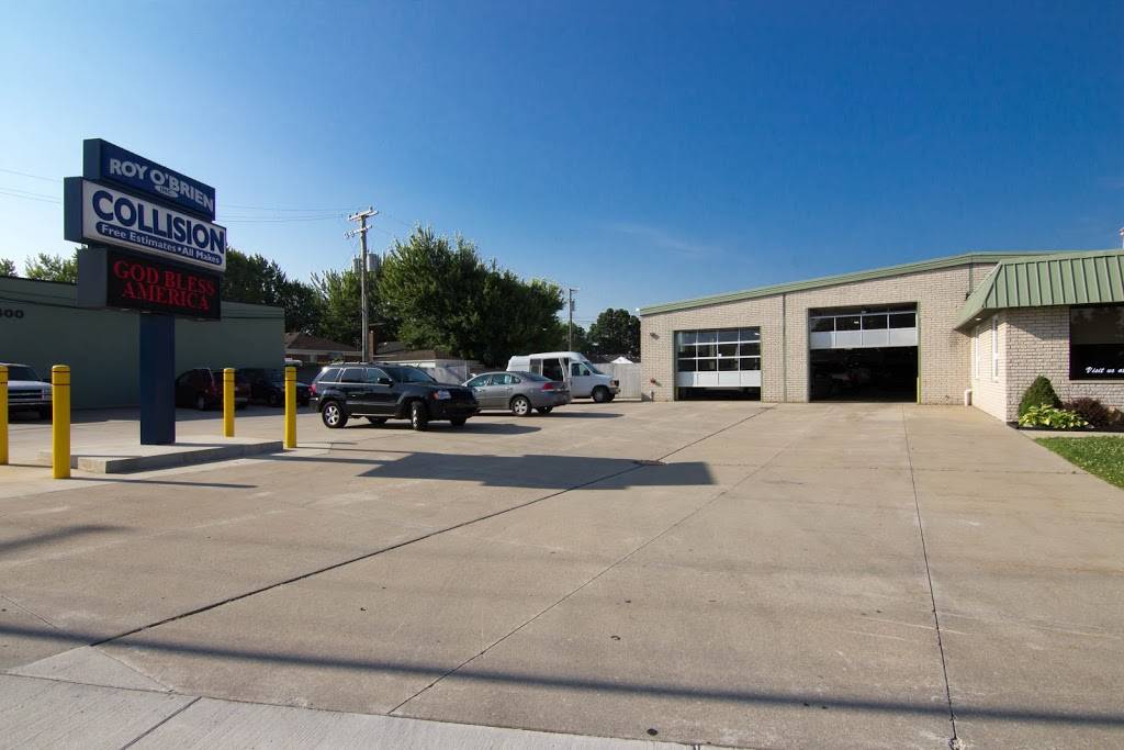 Roy OBrien Ford Body Shop | 20300 E 9 Mile Rd, St Clair Shores, MI 48080, USA | Phone: (586) 498-2275