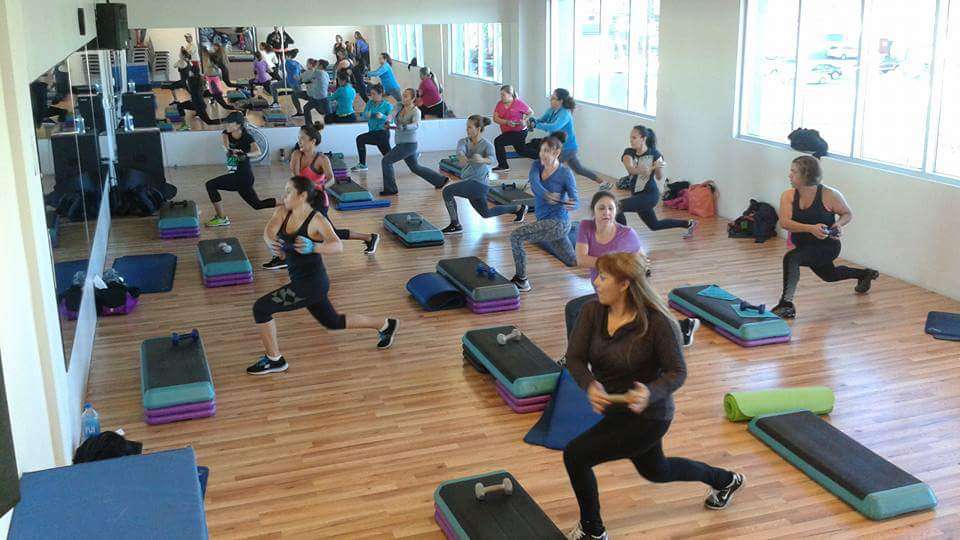 Valley Fitness Center | 7630 Vineland Ave, Sun Valley, CA 91352, USA | Phone: (818) 503-0342