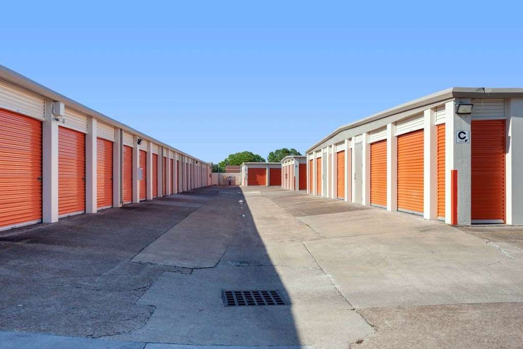 Public Storage | 888 Eldridge Rd, Sugar Land, TX 77478, USA | Phone: (832) 391-8789