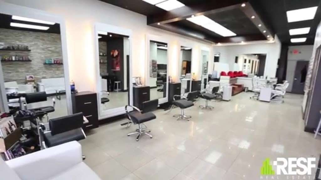 Plush Beauty Bar & Nail Salon | 451 SW 8th St, Miami, FL 33130, USA