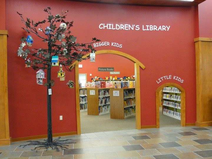 Delafield Public Library | 500 N Genesee St, Delafield, WI 53018, USA | Phone: (262) 646-6230