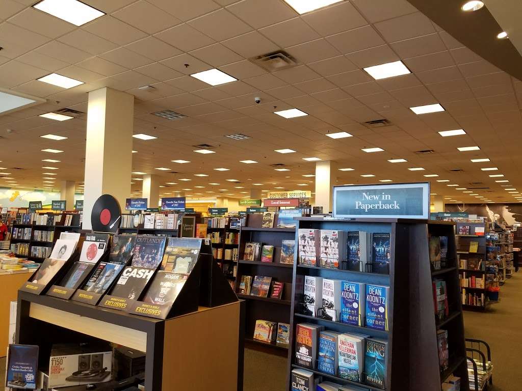 Barnes & Noble | 39228 10th St W, Palmdale, CA 93551, USA | Phone: (661) 272-9958