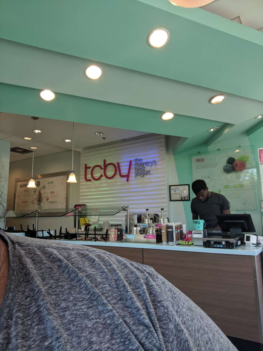 TCBY | 2840 US-34, Oswego, IL 60543, USA | Phone: (630) 554-6443