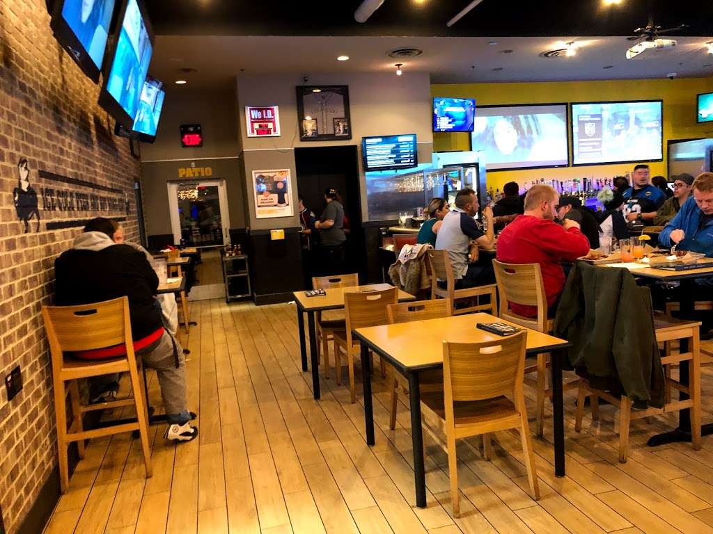 Buffalo Wild Wings | 10090 Grant St, Thornton, CO 80229, USA | Phone: (720) 929-9464